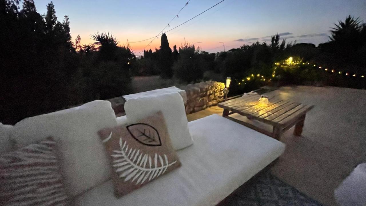 Spacious Villa With Private Pool In Serene Countryside Лос-Белонес Экстерьер фото