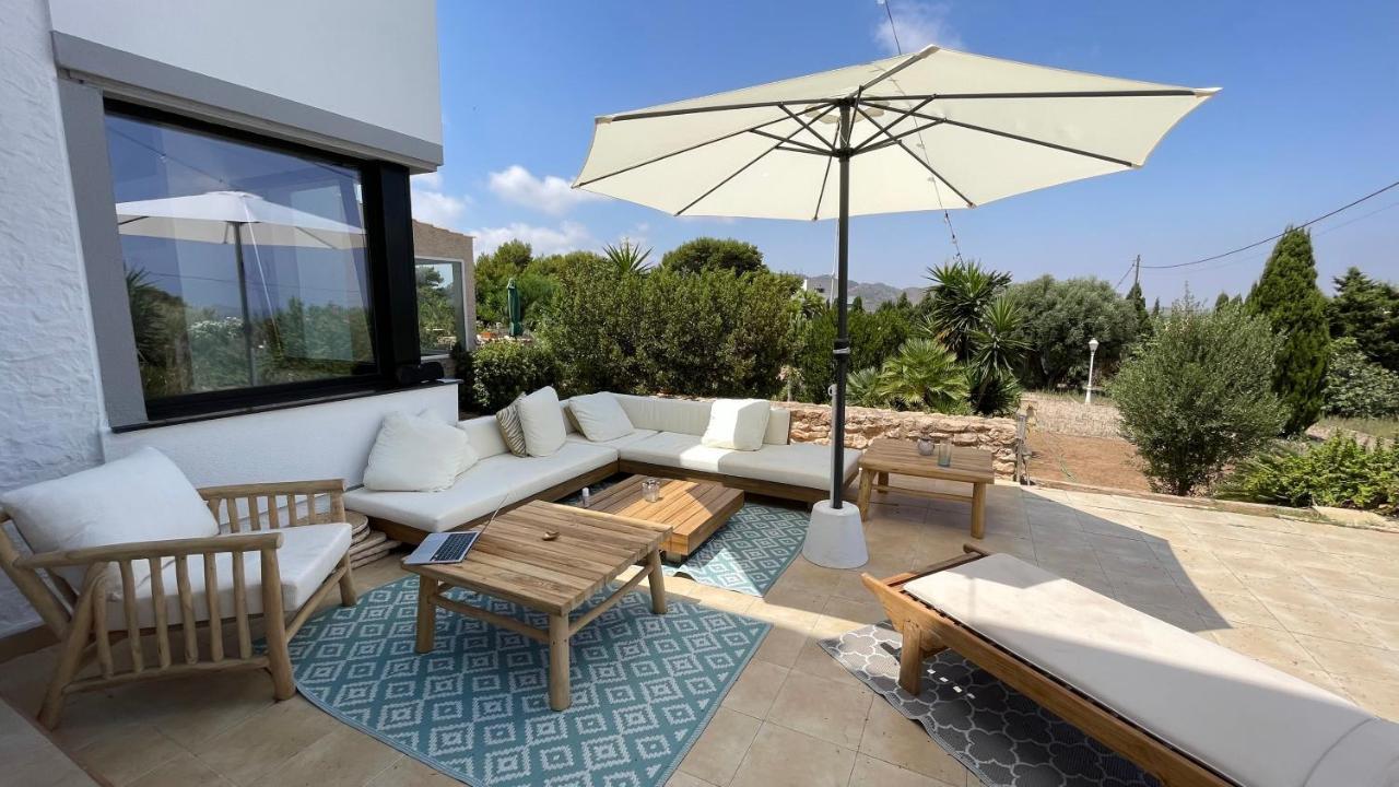 Spacious Villa With Private Pool In Serene Countryside Лос-Белонес Экстерьер фото