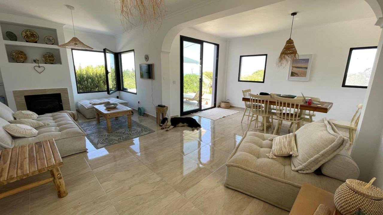 Spacious Villa With Private Pool In Serene Countryside Лос-Белонес Экстерьер фото