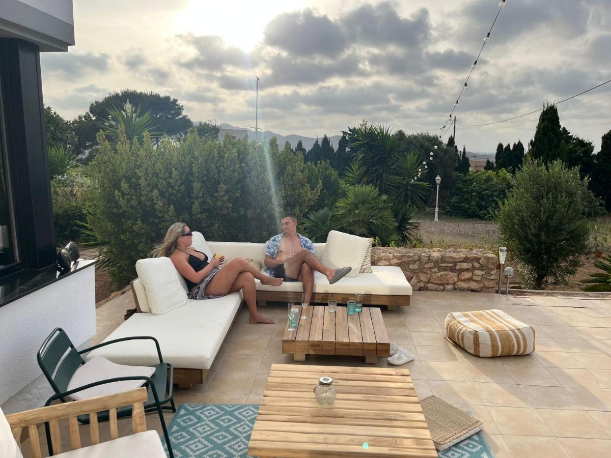 Spacious Villa With Private Pool In Serene Countryside Лос-Белонес Экстерьер фото